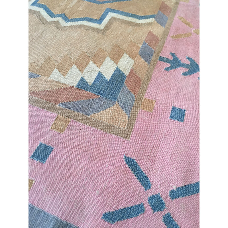 Tightly woven vintage cotton rug 