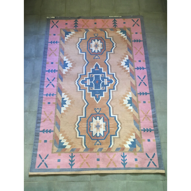 Tightly woven vintage cotton rug 