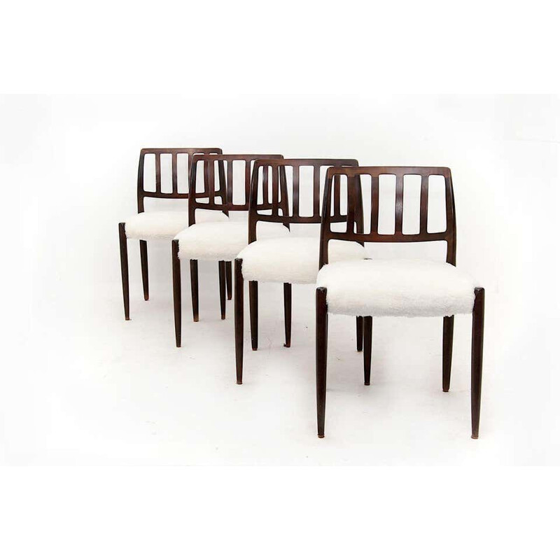 Suite of 4 vintage white teak chairs by Niels O. Moller