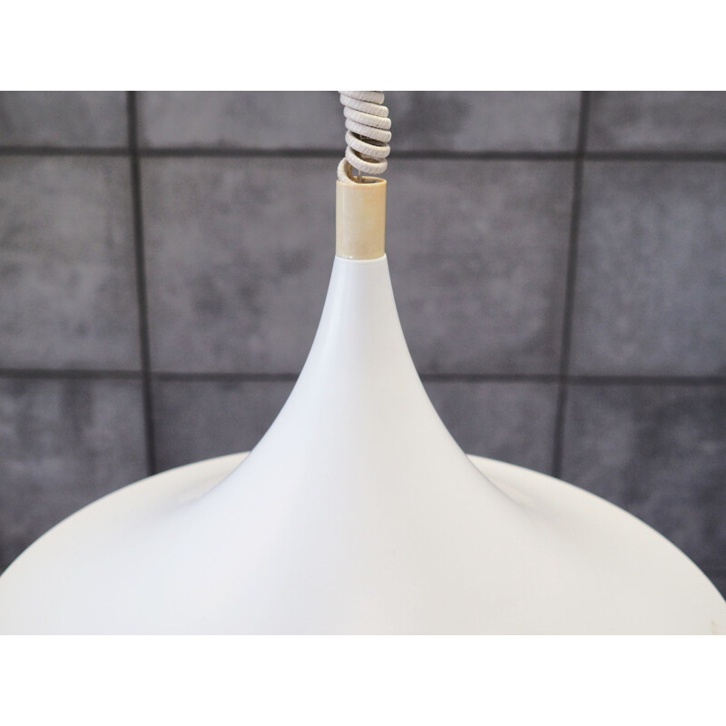 Mid century Pendant lamp metal in white Scandinavian