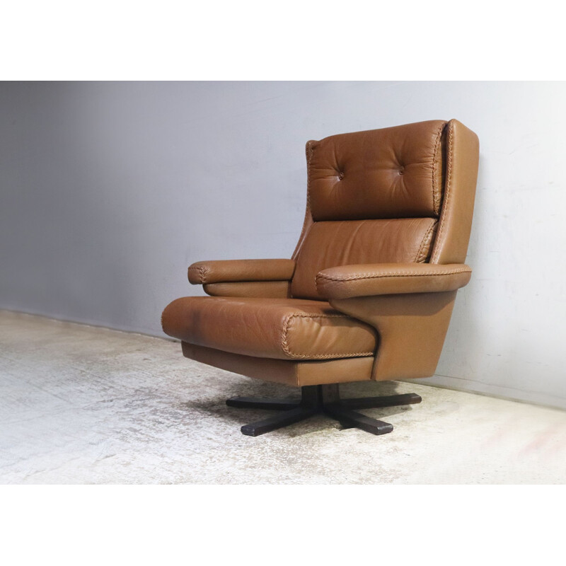 Lounge chair Danish swivel mid century 1960's