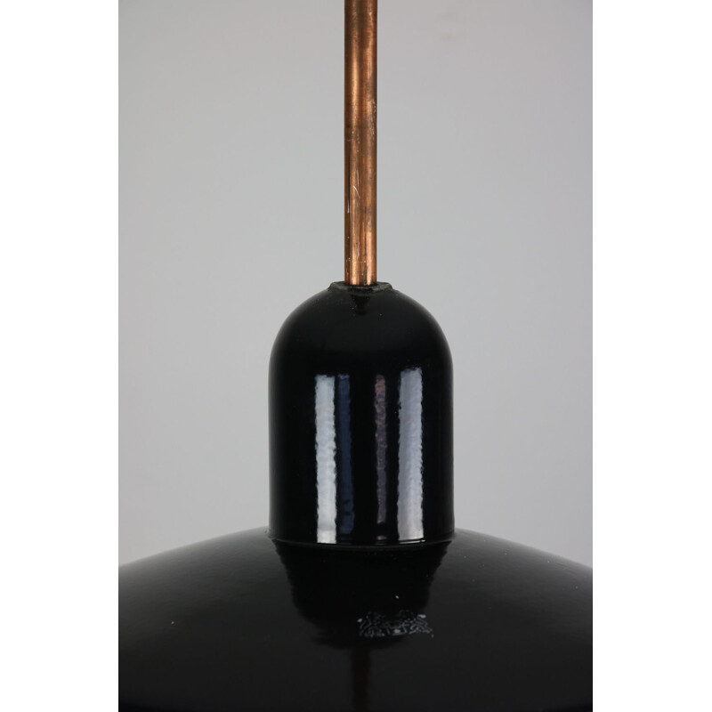 Lámpara de suspensión vintage de esmalte industrial negro de Emo, 1960