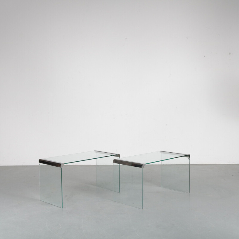 Pair of Italian side tables by Gallotti and Radice 1970s