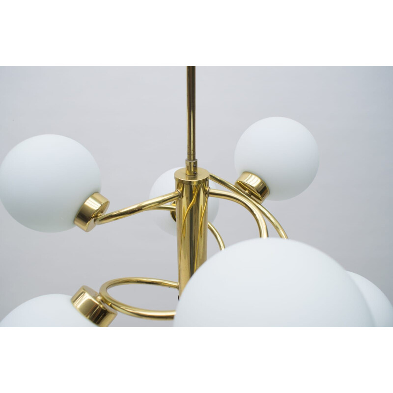 Vintage Spoutnik chandelier in glass, brass and opaline,1960