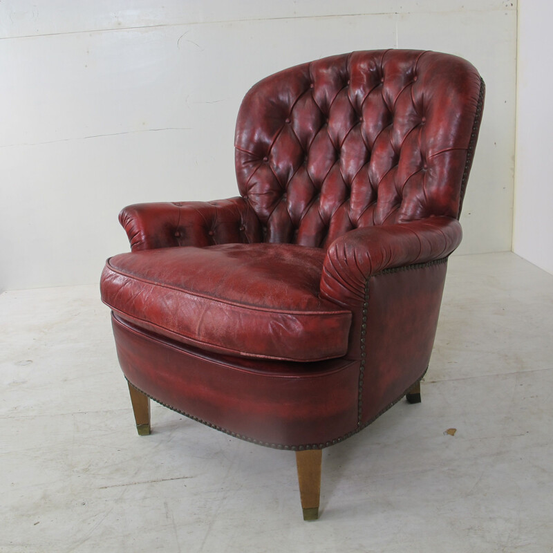 Fauteuil lounge en cuir rouge Chesterfield, 1970