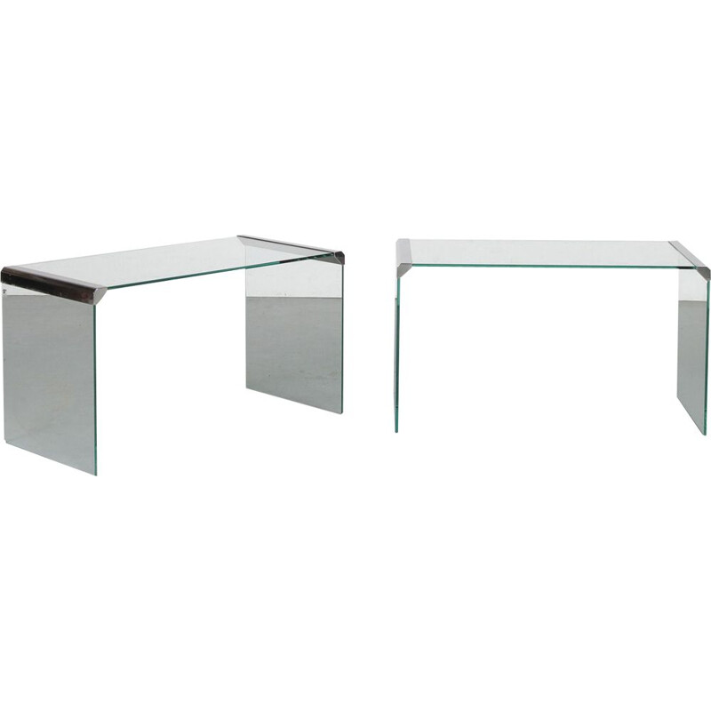 Pair of Italian side tables by Gallotti and Radice 1970s