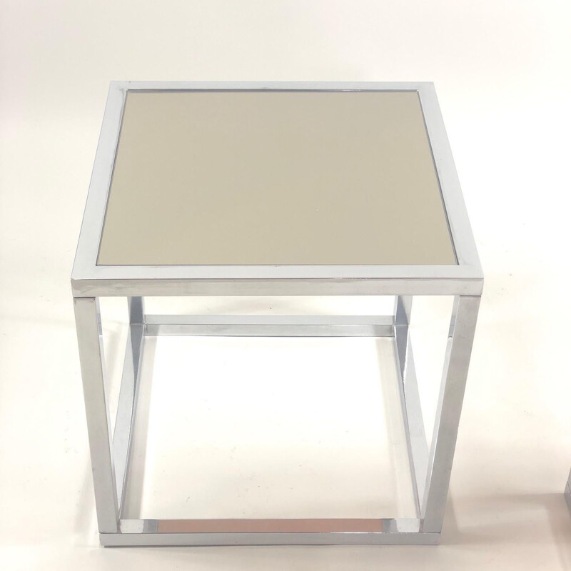 Paire de table d'appoint vintage cubique métal chrome avec plateau en verre miroir 1970