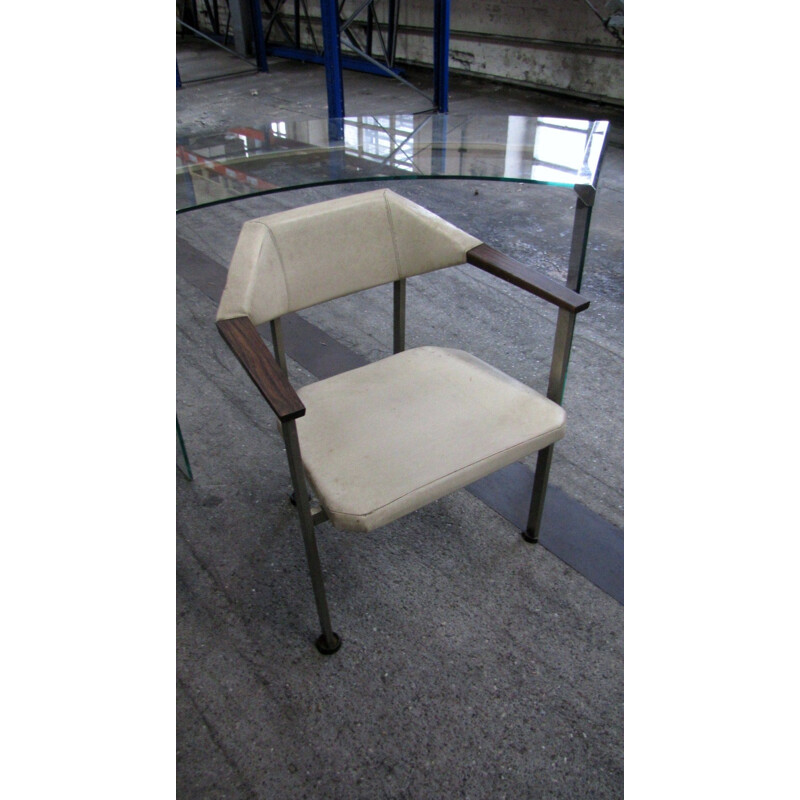 4 chaises vintage de Hulmefa Nieuwe Pekela 