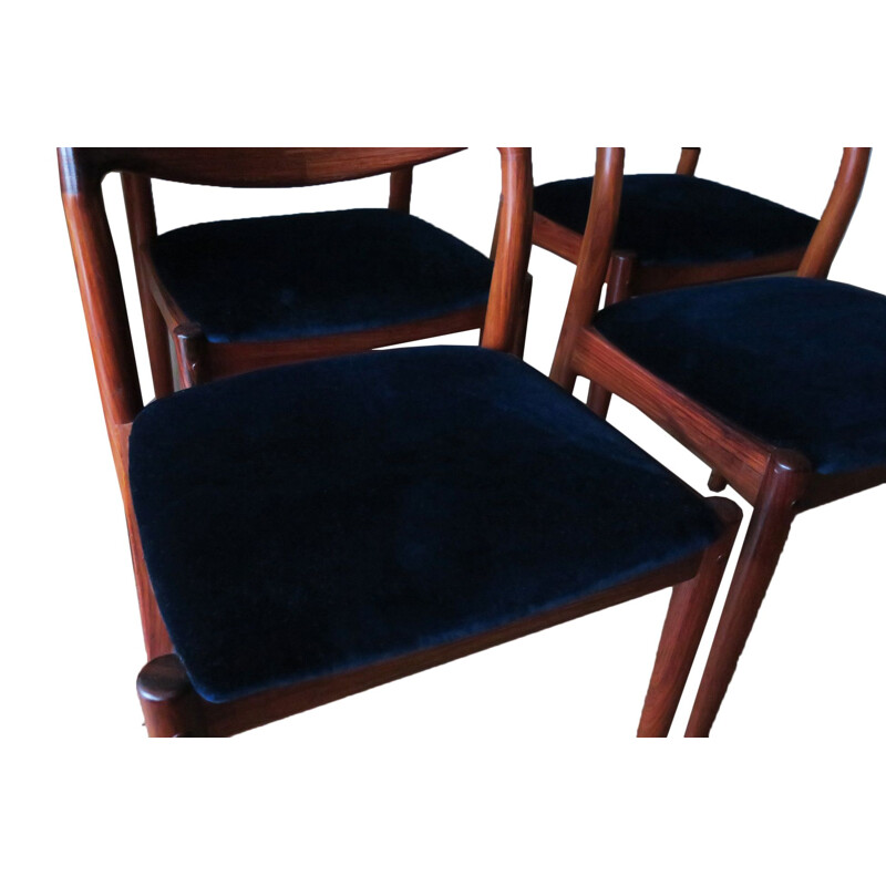 Ensemble de 4 chaises de salle à manger vintage en velours Johannes Andersen Bois de rose massif et bleu 1960