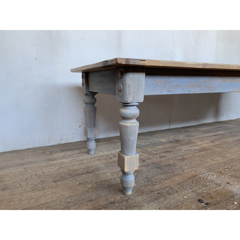 Grande table vintage de ferme en sapin, couleur gris bleuté