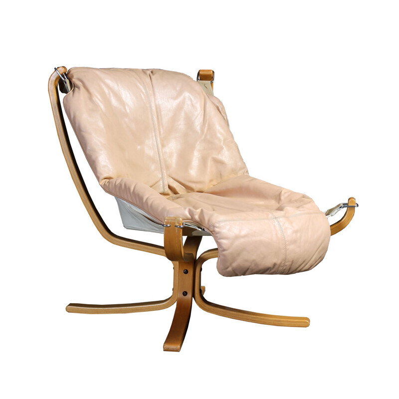 Vatne Furniture "Falcon" armchair in beige leather, Sigurd RESELL - 1970s