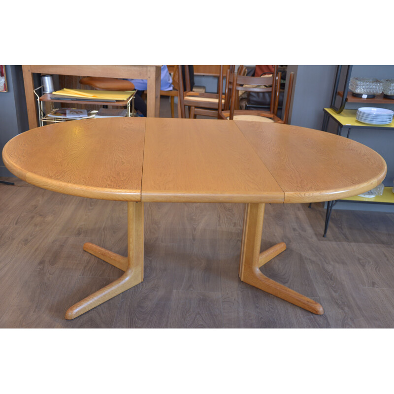 Scandinavian extendable dining table in wood - 1960s