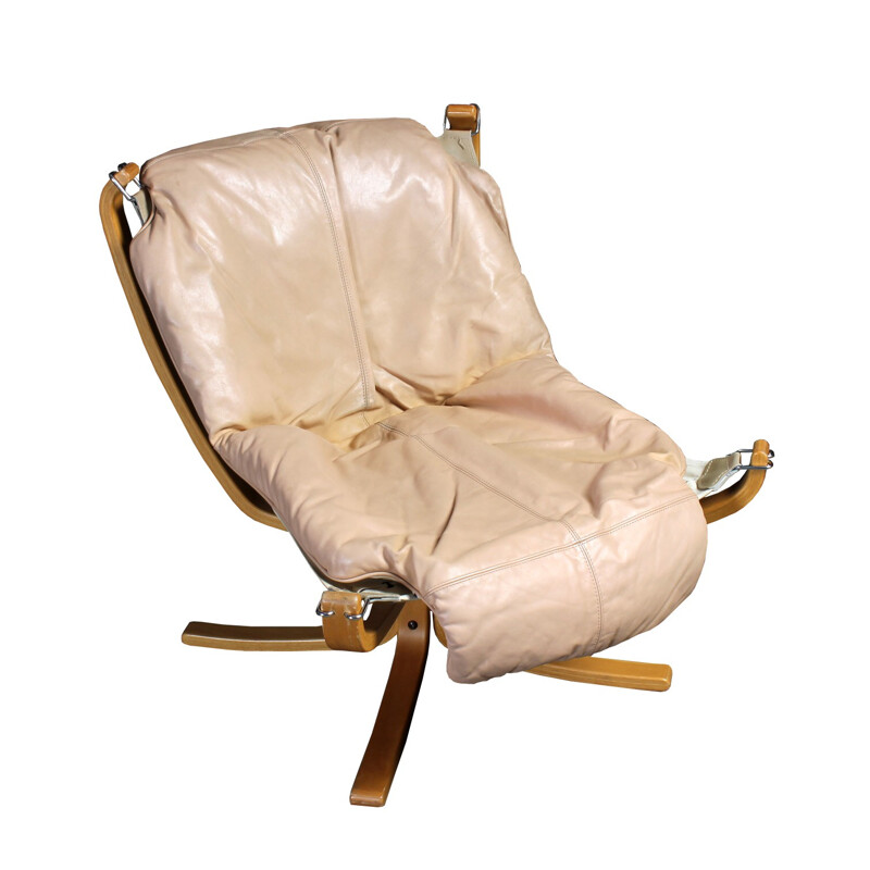 Vatne Furniture "Falcon" armchair in beige leather, Sigurd RESELL - 1970s