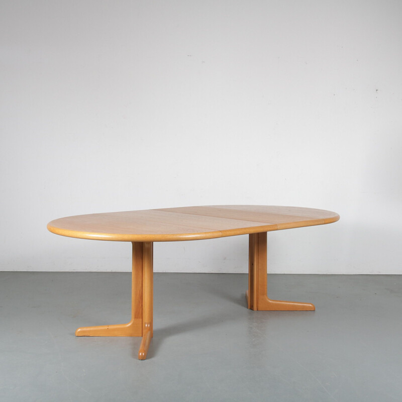 Extendable dining table by Moller for Gudme Mobler, Denmark 1960s