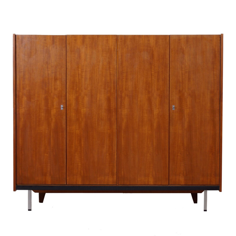 Armoire vintage en teck à quatre portes, 1960