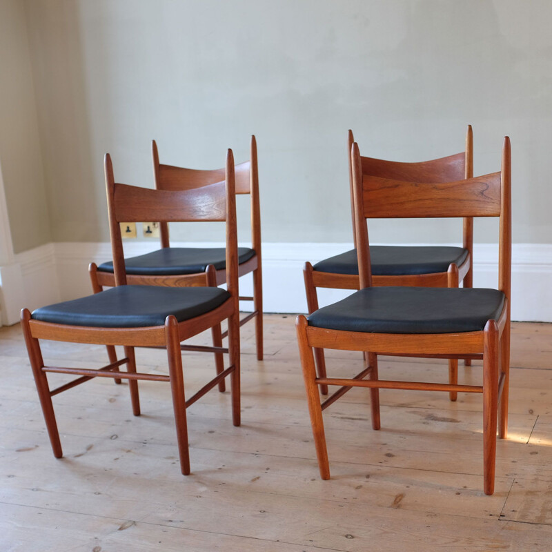 Ensemble de 4 chaises vintage de salle à manger en teck par Illum Wikkelsø pour Brøderna Tromborg møbelfabrik, Danemark 1960