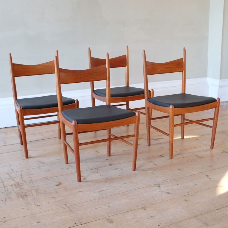 Ensemble de 4 chaises vintage de salle à manger en teck par Illum Wikkelsø pour Brøderna Tromborg møbelfabrik, Danemark 1960