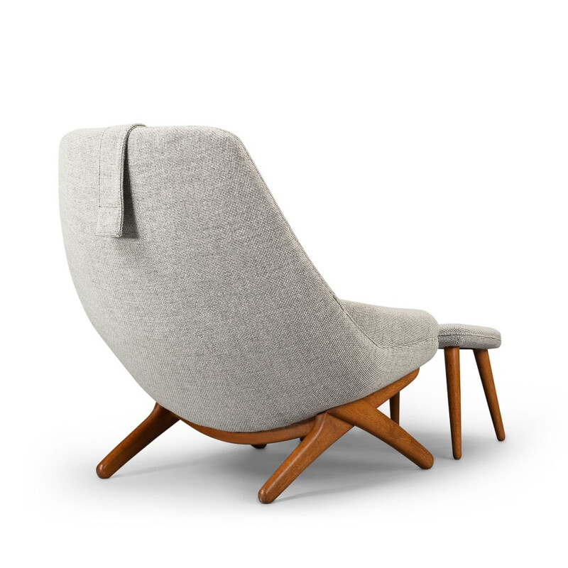 Vintage Lounge chair and pouffe set model ML-91by Illum Wikkelsø, Danish 1960
