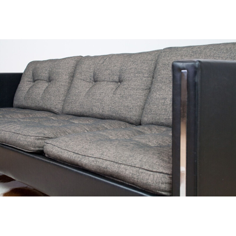 Canapé vintage en tissu gris et cuir noir Pierre Paulin 442