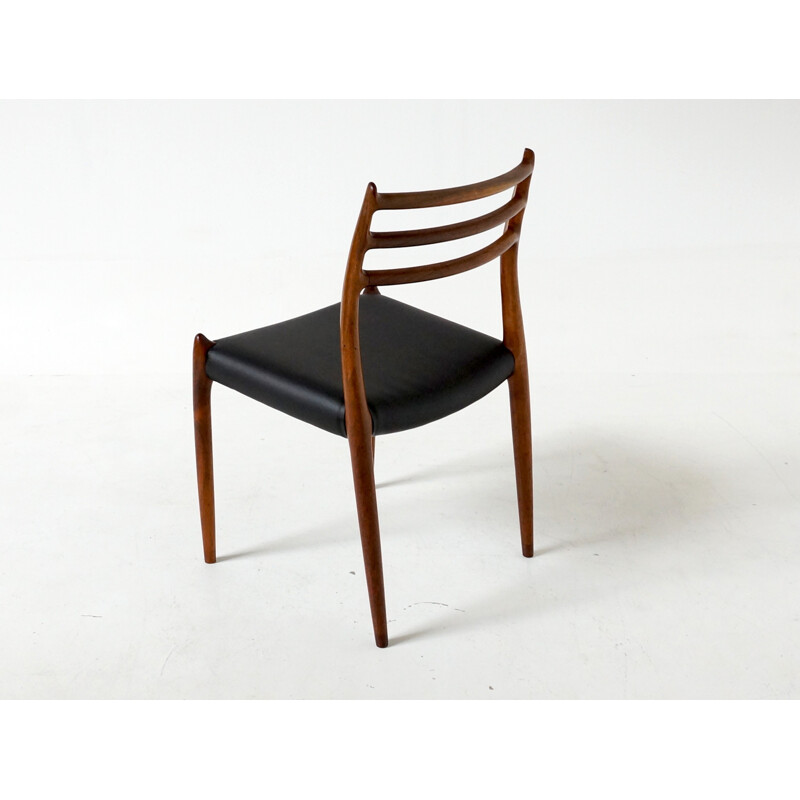 Suite de 4 chaises "78" J. L. Moller, Niels Otto MOLLER - 1970
