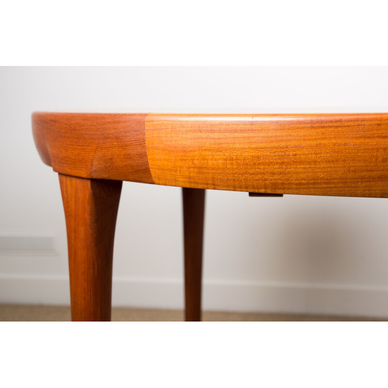 Extendable Teak Dining Table Vintage by Ib Kofod-Larsen Denmark 1960