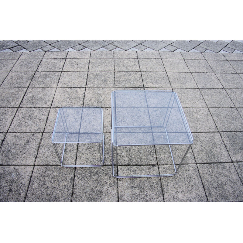 Pair of vintage coffee table in curved steel wire and chrome plated glass table top by Max Sauze