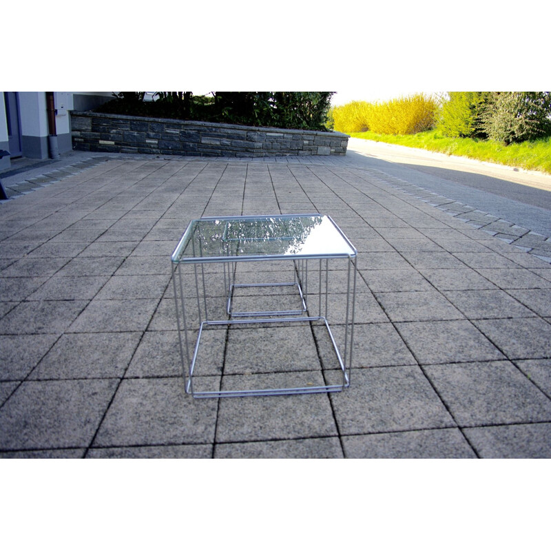 Pair of vintage coffee table in curved steel wire and chrome plated glass table top by Max Sauze