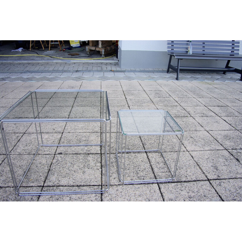 Pair of vintage coffee table in curved steel wire and chrome plated glass table top by Max Sauze