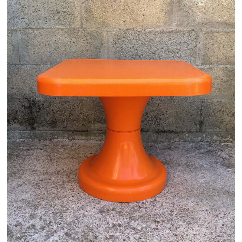Ensemble chaises et table vintage pour enfant de Patrick Gimgembre  1970