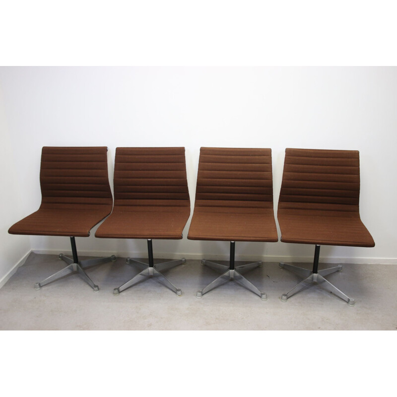 Ensemble à repas avec table et 6 chaises EA106 par Charles et Ray Eames pour Herman Miller