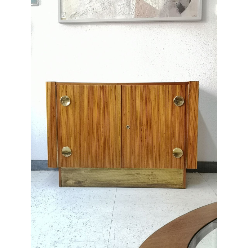 Buffet vintage Zebrano avec des accents de cuivre par Julia Gaubek, 1974