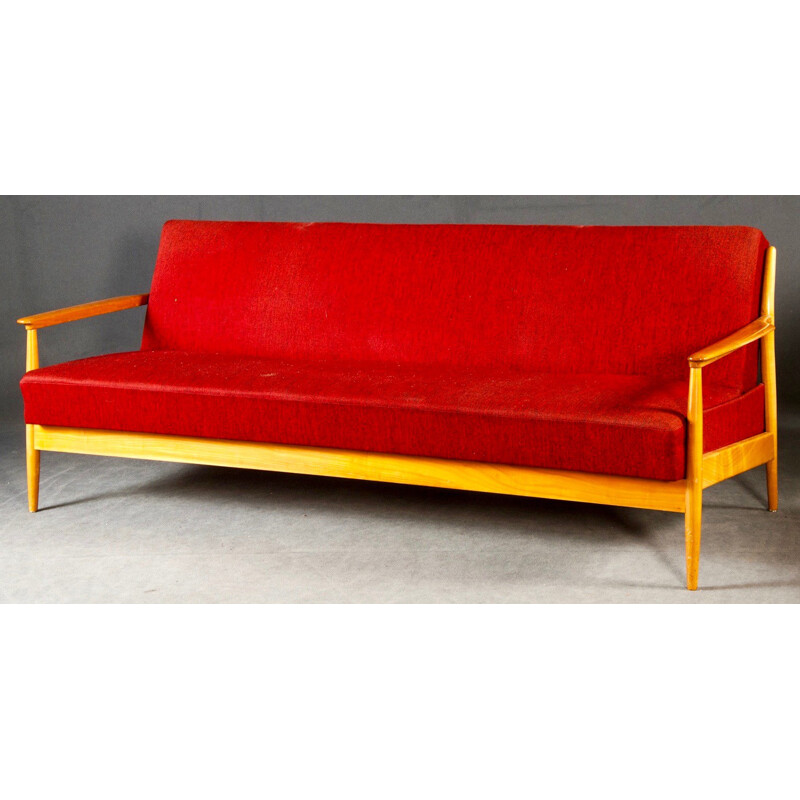 Canapé scandinave en teck clair et tissu rouge - 1950
