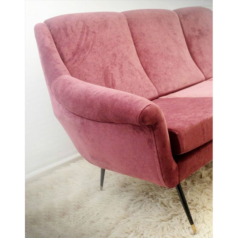 Italian sofa in burgundy velvet and brass - 1950s