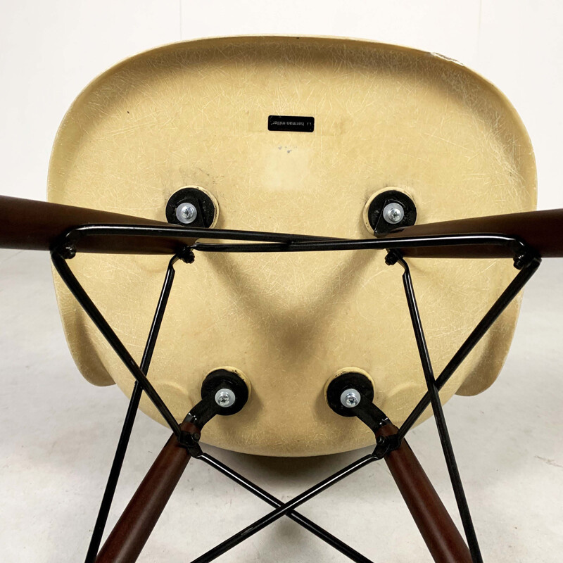 Dining Chair vintage Cream DSW by Charles and Ray Eames for Herman Miller, 1980s