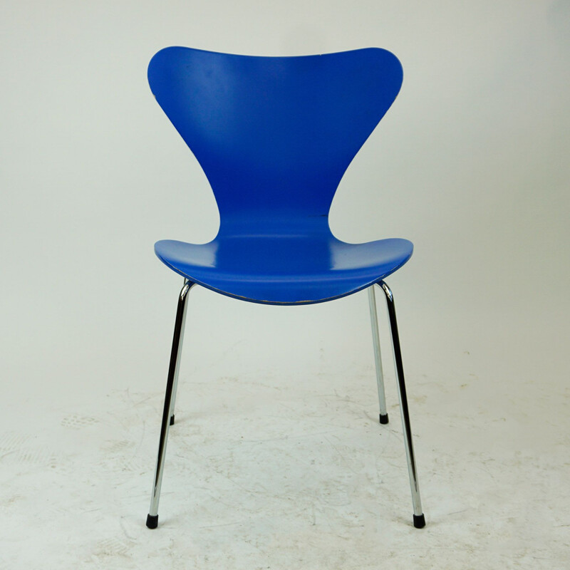 Chaise vintage laquée bleu Série 7 d'Arne Jacobsen pour Fritz Hansen