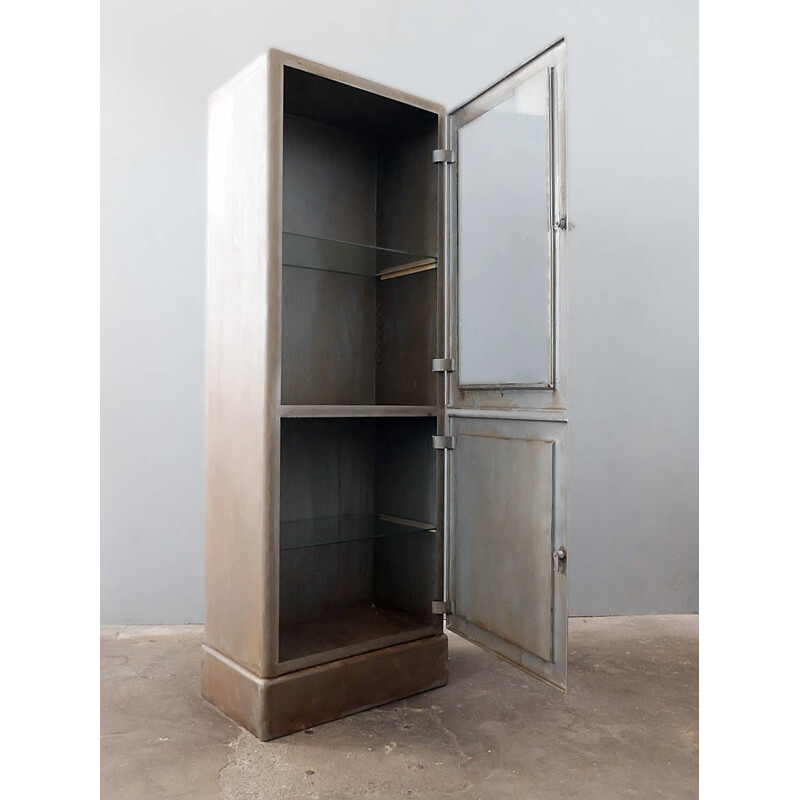 GDR industrial cabinet in steel with glass door - 1960s