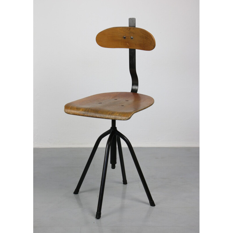 Paar vintage zwarte industriële draaistoelen, 1960