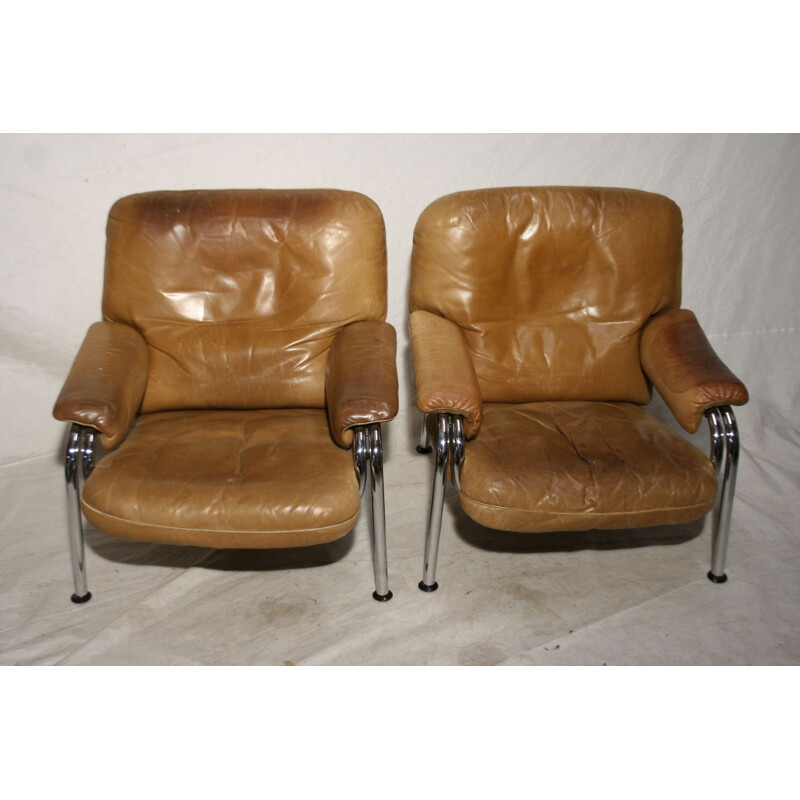 pair Kangeroo chairs from Hans Eichenberger for DeSede, switzerland 70s