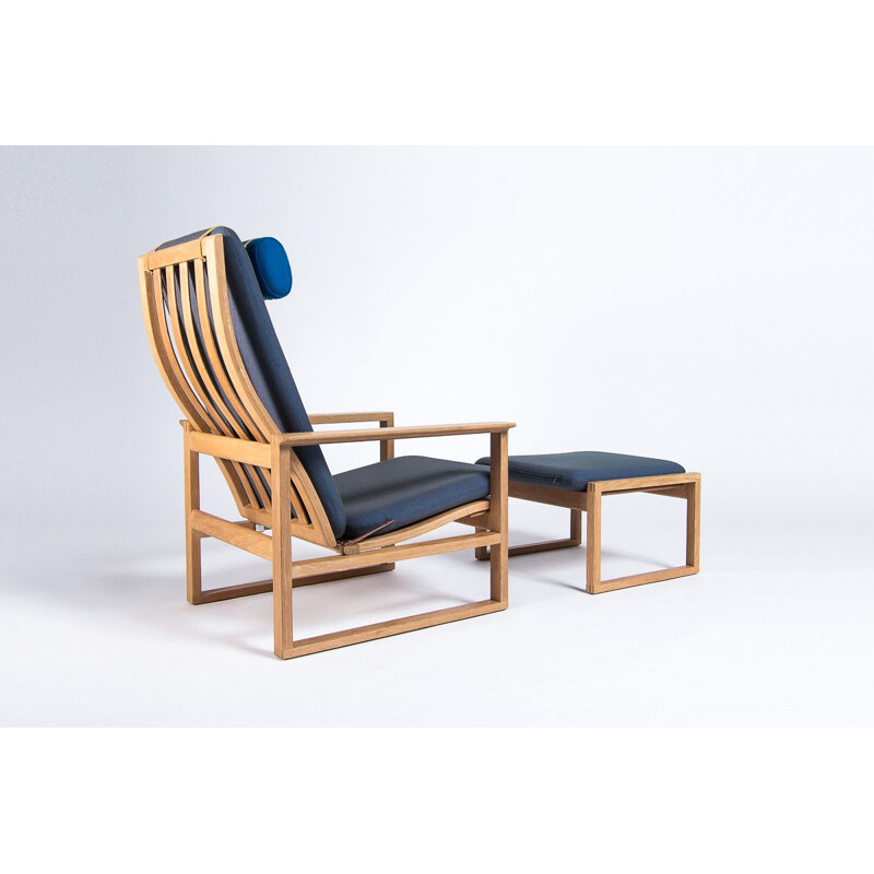 Vintage oakwood armchair and ottoman 2254 by Borge Mogensen, Denmark 1950