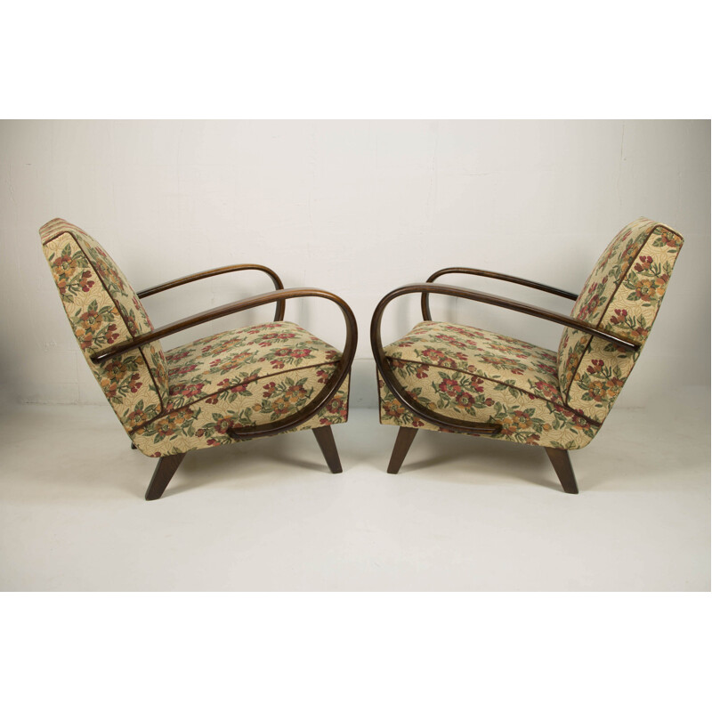 Pair of vintage armchairs by Jindrich Halabala, 1940