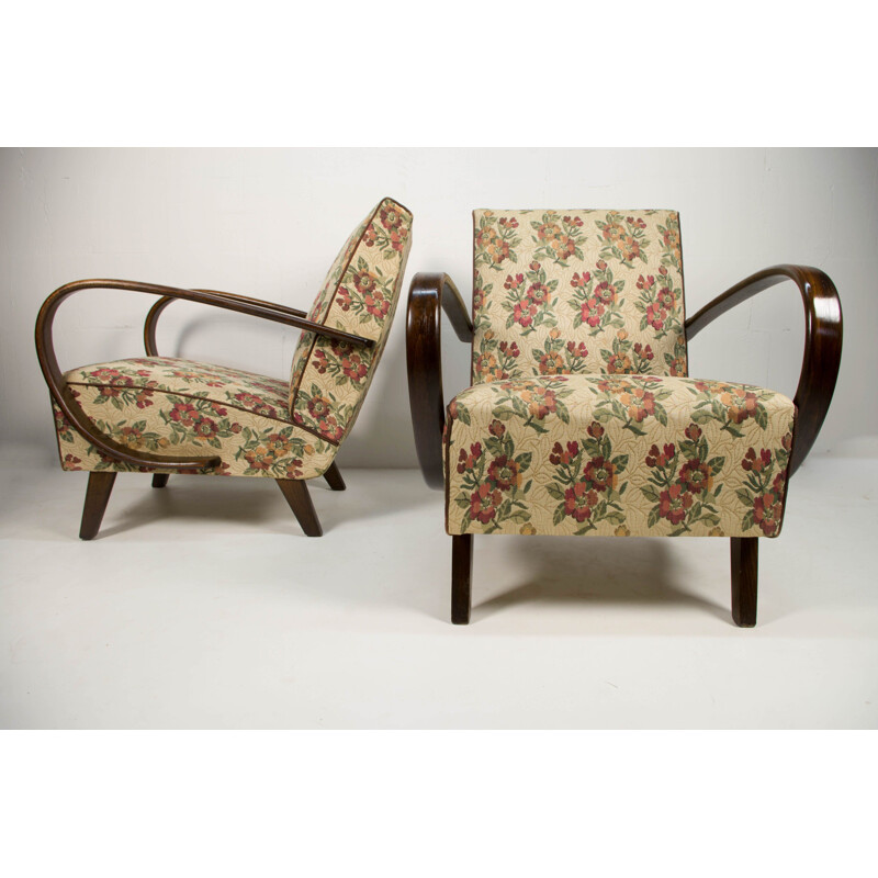 Pair of vintage armchairs by Jindrich Halabala, 1940