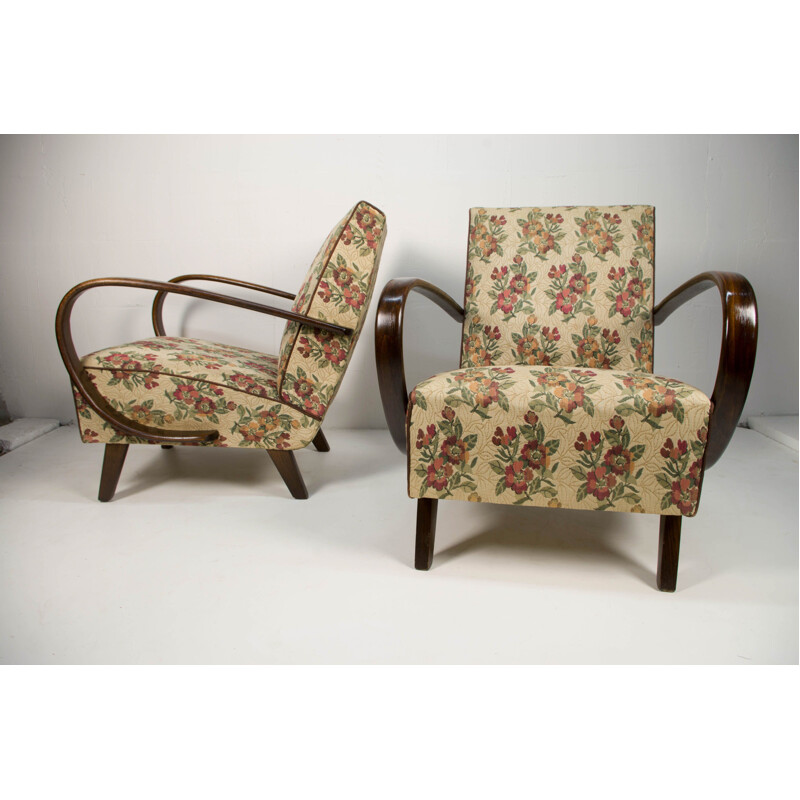 Pair of vintage armchairs by Jindrich Halabala, 1940