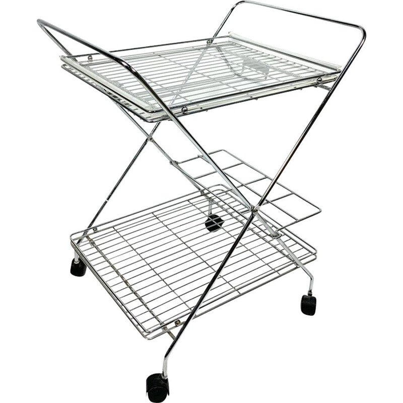 Carrello vintage cromato con vassoi in plexiglas, 1970