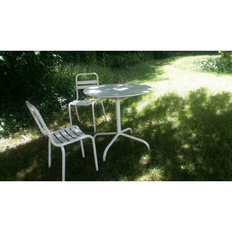 Pair of armchair chair and 1 table vintage living room of Jardin Tolix 1960