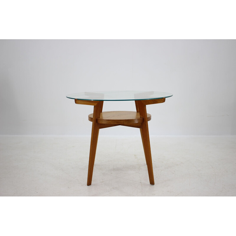 Table basse vintage, chêne et verre Tchécoslovaquie 1960