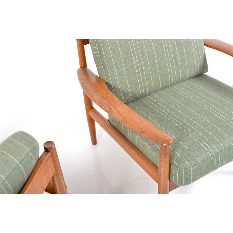 Pair of Scandinavian France & Son "118" green easy chairs in teak, Grete JALK - 1960s