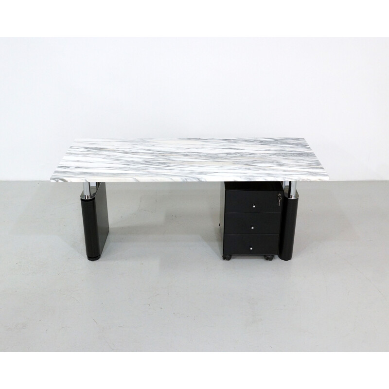 Vintage desk by Kum from Gae Aulenti for Tecno with a marble top