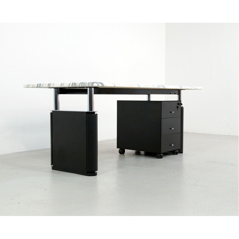 Vintage desk by Kum from Gae Aulenti for Tecno with a marble top