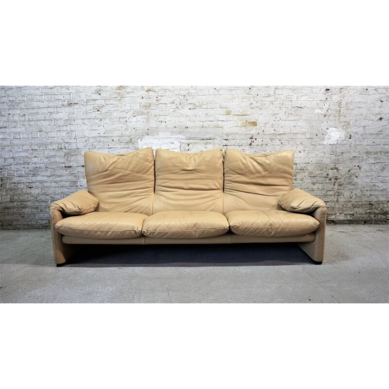 Vintage Maralunga bisque leather sofa