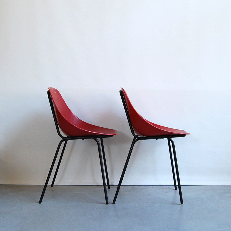 Pair of shell vintage chairs by Pierre Guariche for Meurop